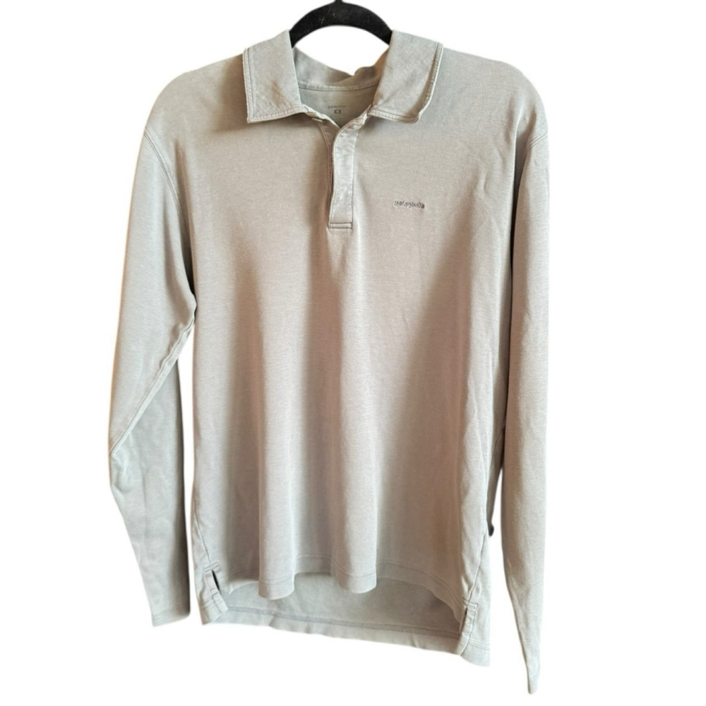 Men’s Patagonia shirt
